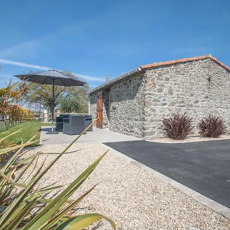 Holiday home Du Bois Brillant *